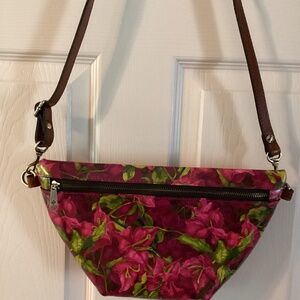 Patricia. Nash leather shoulder bag